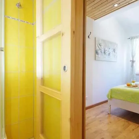 Apartamento Blissful Bay - Classic Two Bedroom With Terrace Vrboska