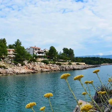 Blissful Bay - Classic Two Bedroom With Terrace * Vrboska